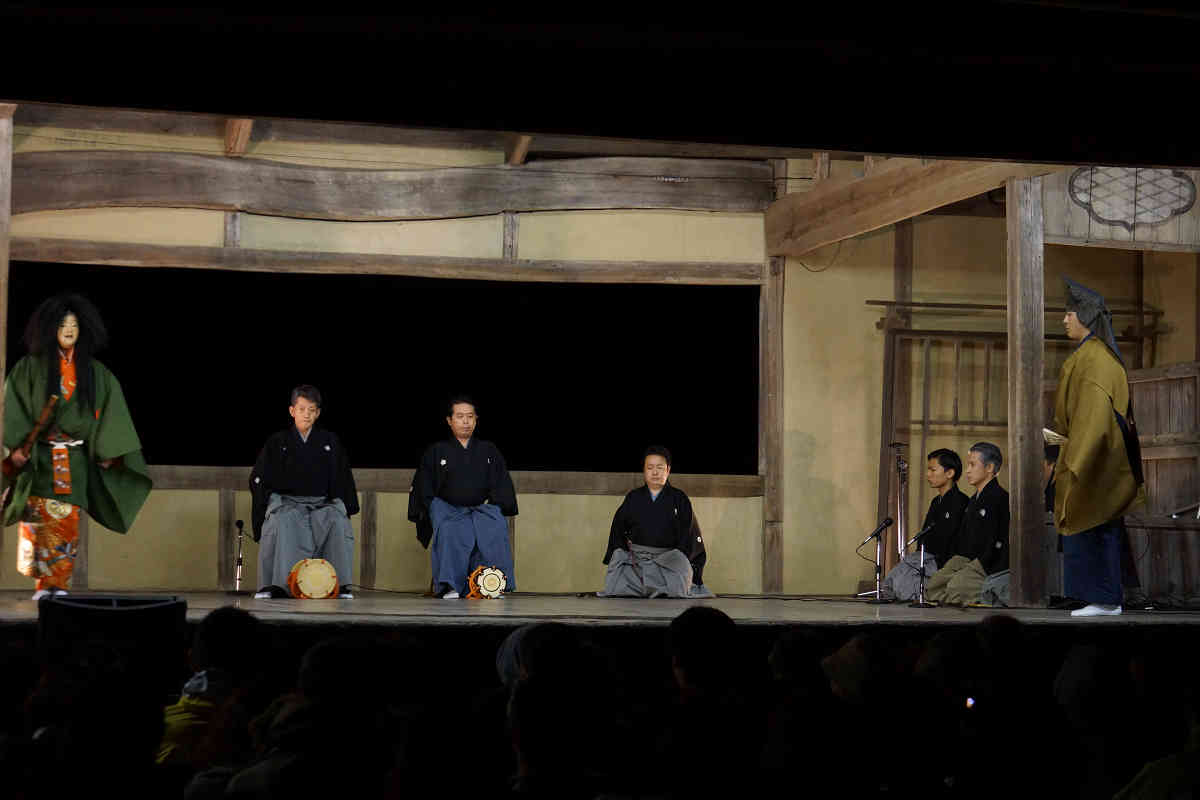 �d�\�u�c���v