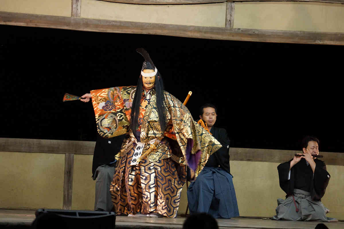 �d�\�u�c���v